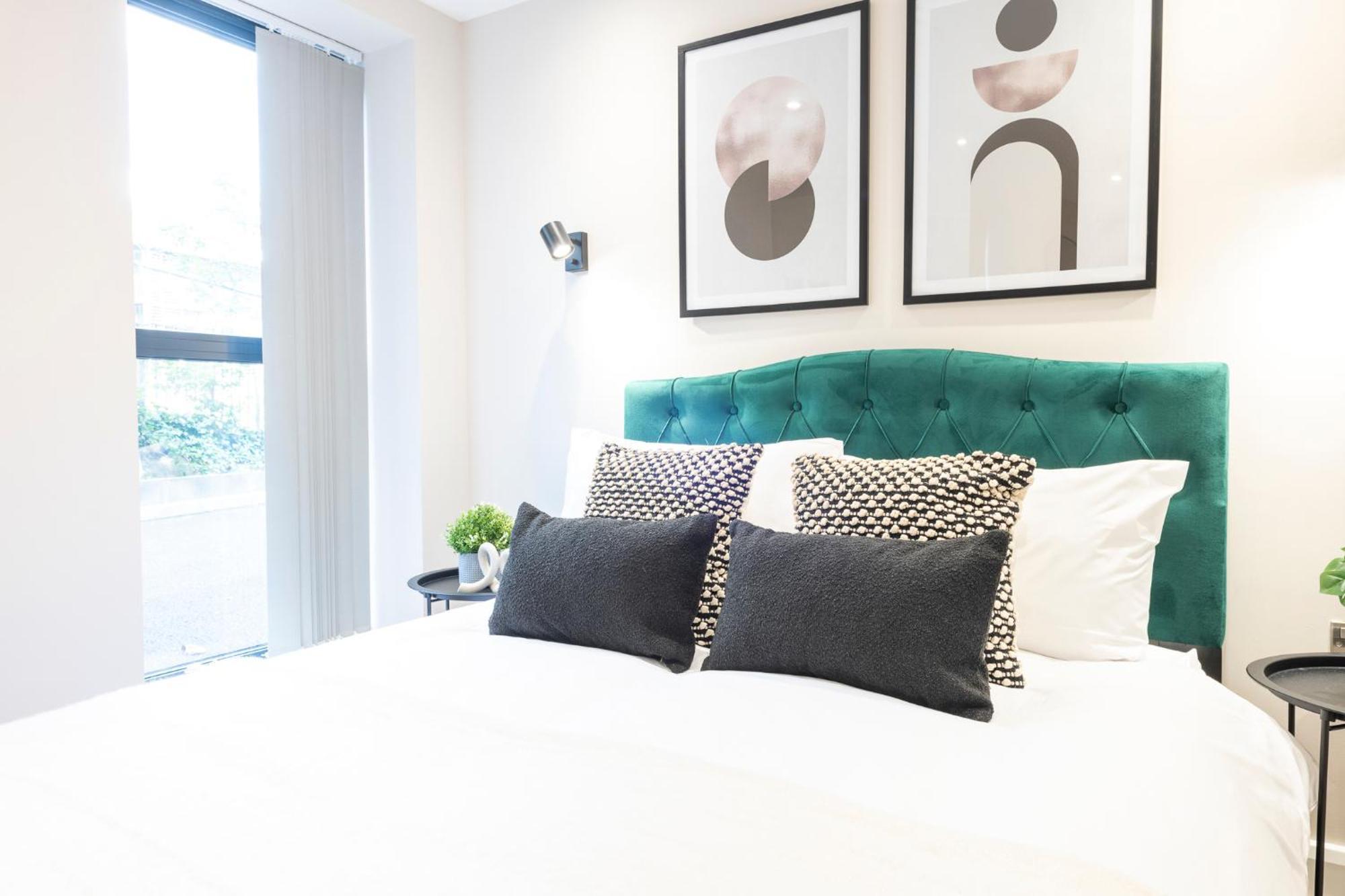 Appartement Harvey Nic's & Designer Quarter 62ch *