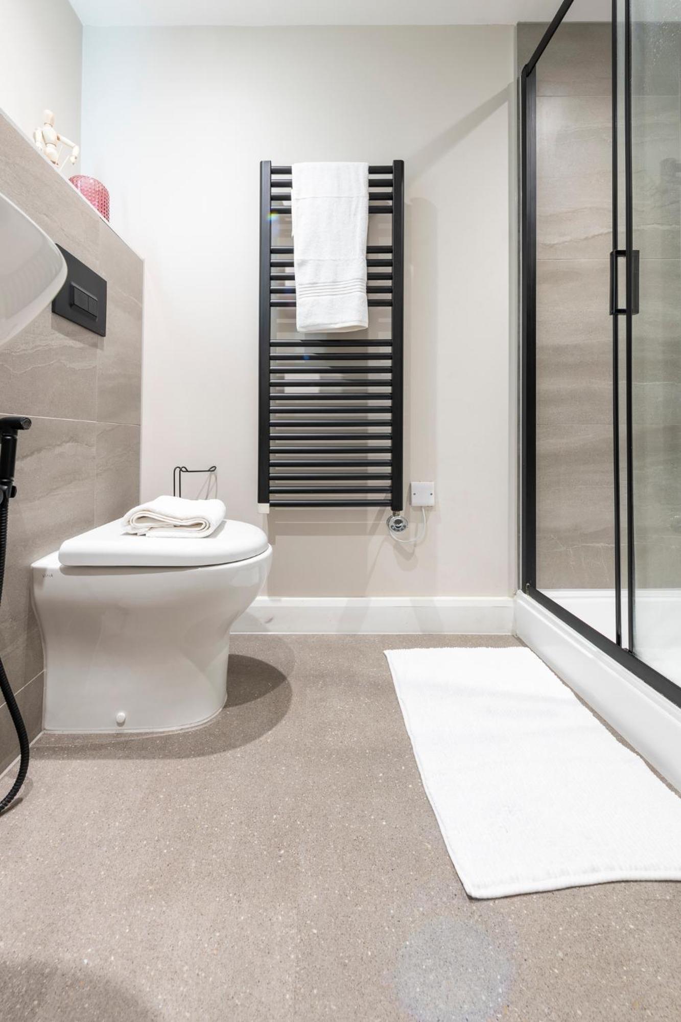 Harvey Nic's & Designer Quarter 62ch Appartement